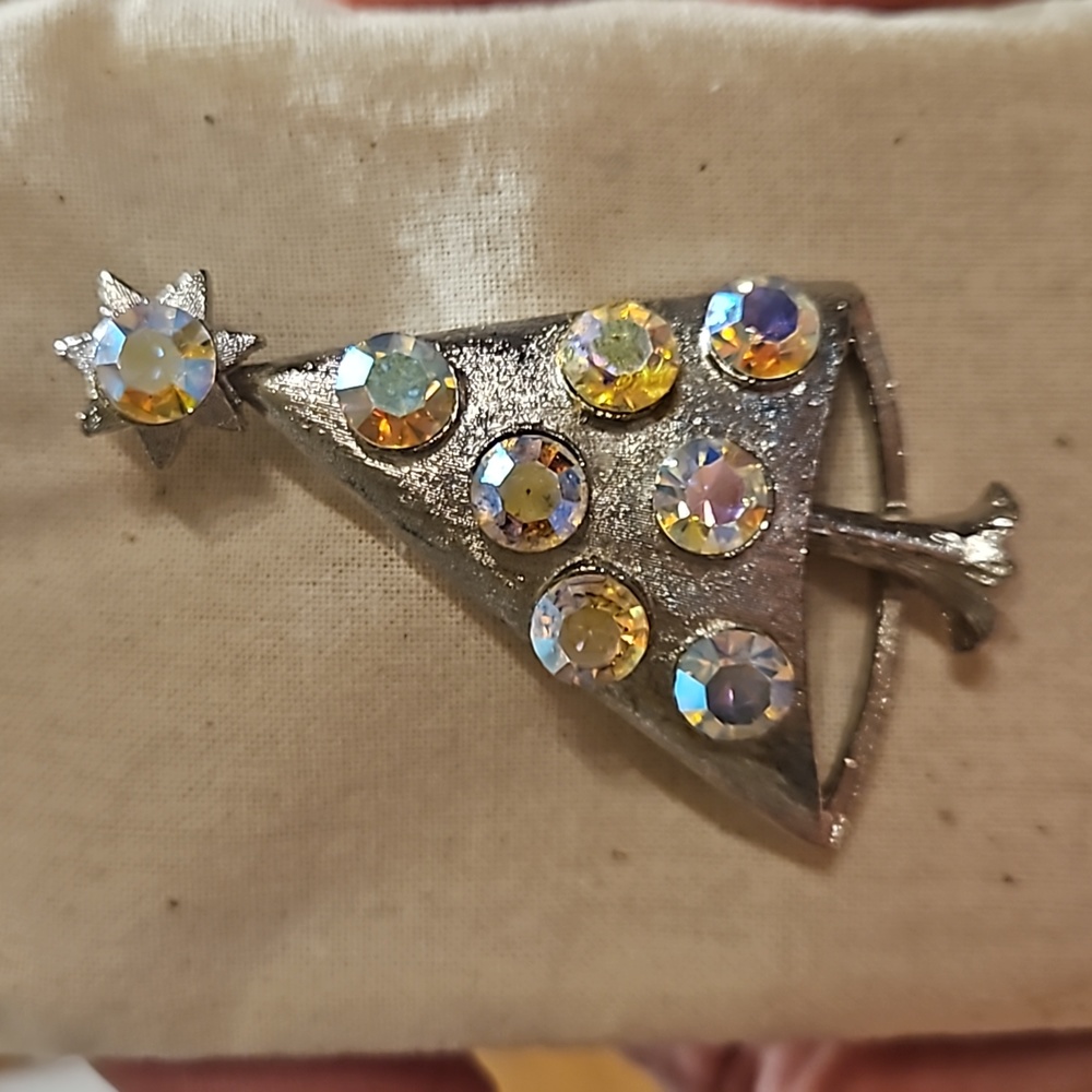 Mylu | Vintage Christimas Tree Brooch